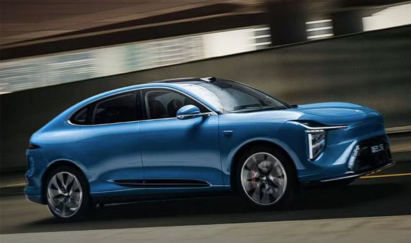 兴兴：用遥控追求极致速度；蔡浩宇AI游戏上架2719元｜极客早知道凯发K8国际版Sam Altman：AI存在泡沫；宇树机器人夺金王(图8)