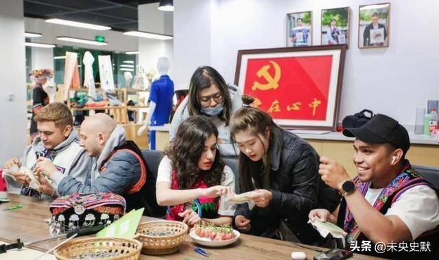 37万外国人赖着不走还想要长久生活k8凯发入口中国又1个大省被盯上(图8)