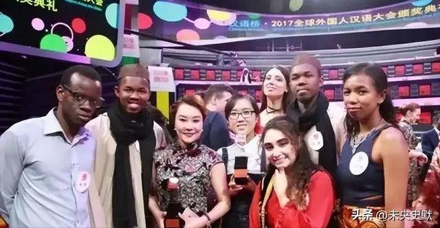 37万外国人赖着不走还想要长久生活k8凯发入口中国又1个大省被盯上(图9)