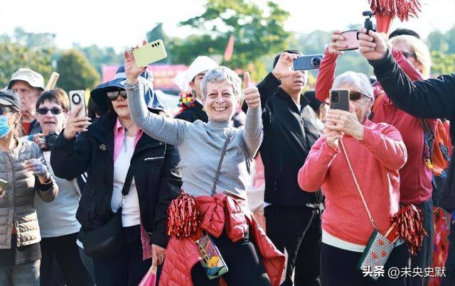 37万外国人赖着不走还想要长久生活k8凯发入口中国又1个大省被盯上(图10)