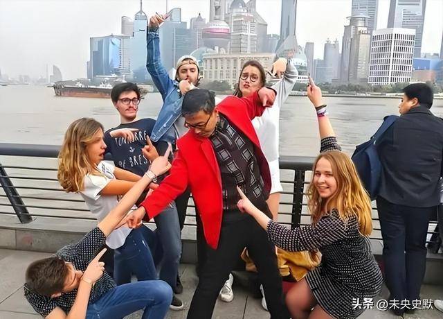 37万外国人赖着不走还想要长久生活k8凯发入口中国又1个大省被盯上(图17)